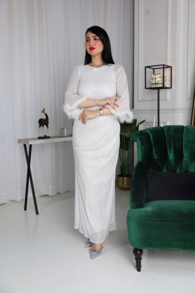berlanty Long, snow-white evening dress with attractive feather details (shiny sequins)