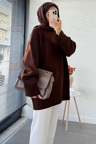 MELEK ARAZ Basic Oversized Knitwear Sweater – Brown