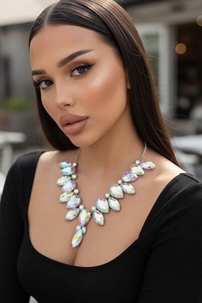 TAKIŞTIR Gümüş Renk Hologram Taş Detaylı Tasarım Abiye Kolye