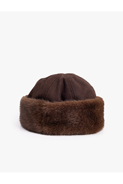 Koton Suede Look Faux Fur Detailed Hat