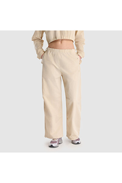 New Balance Lifestyle Bej Kadın Pantolon