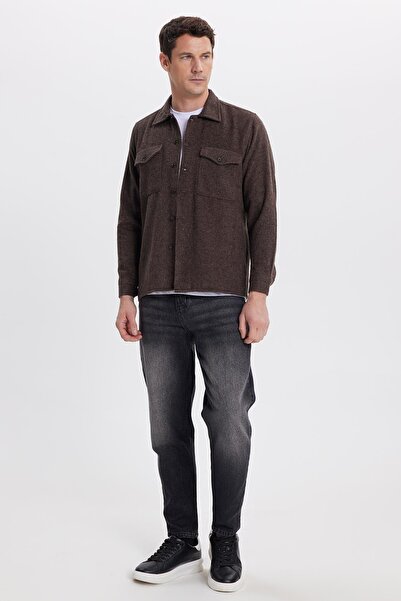 Tudors Men's regular fit relaxed cut brown shirt with double pocket flap and snap closure