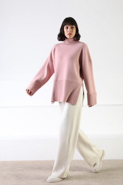 Ferraro Pink Long Sleeve Side Slit Turtleneck Cashmere Women's Knitwear Sweater