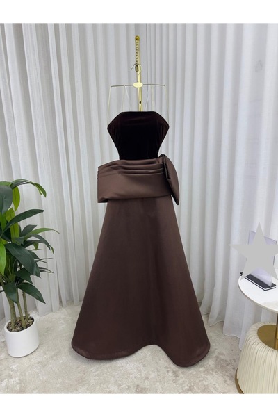 Diva style Mikado and wool evening dress