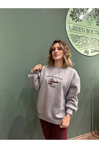 Greenboutique سترة كاليفورنيا مطرزة قصة فضفاضة بتفاصيل سحاب خلفي من جريميلانج