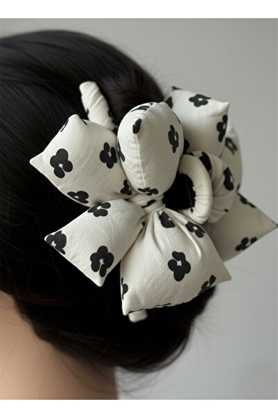 Pelin Aksesuar Cataramă cu model de flori negre pe fundal alb