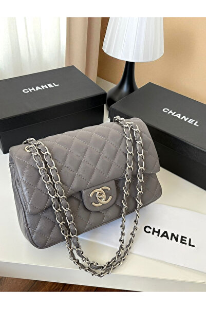 Generic Elegant, high-quality women's shoulder bag with all accessories