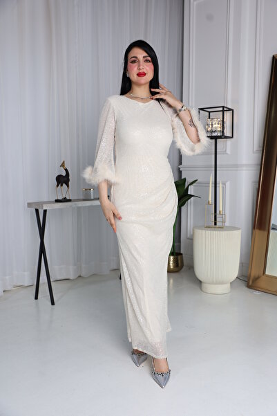 berlanty Long evening satin dress with sequin embellishment and feather-trimmed sleeves - Cream