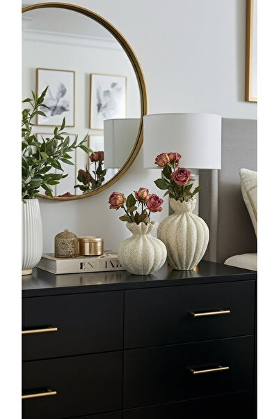 Generic Elegant decorative vase