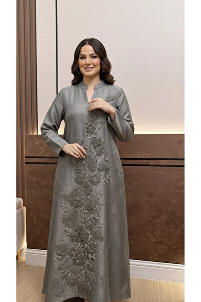 Moda Line Royal jalabiya with rose embroidery