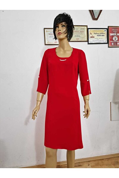 GIONI CONF Plain dress with metallic accessories