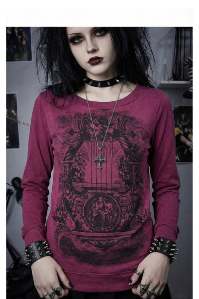 Köstebek Renaissance Pattern Gothic Sweatshirt