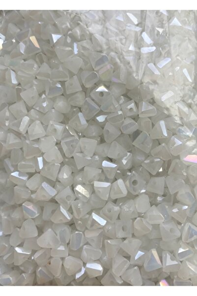 ramkovska 200 جرام خرز أكريليك أبيض اللون بحجم 4 مم على شكل مثلث، مثالي للمجو...