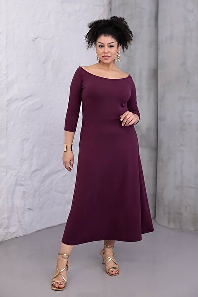 Truva XXL Plus Size Elegant Purple Dress Model: Boat Neck & Three Quarter Sleeve Crepe Fabric