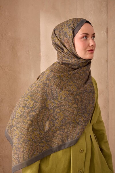 Silk Home Women's Nariya Shawl