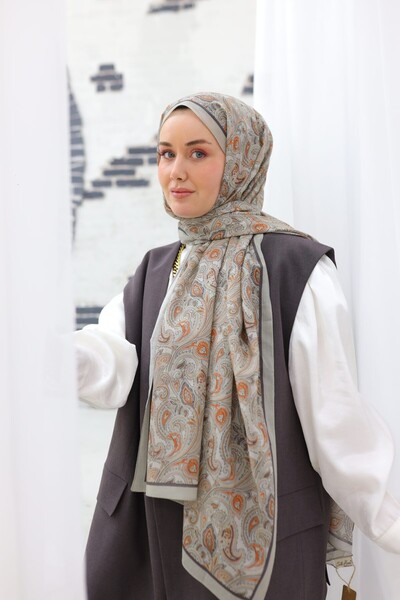 Silk Home Women's Nariya Shawl