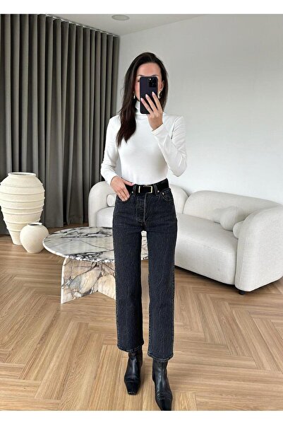 ALVOR Turtleneck Blouse