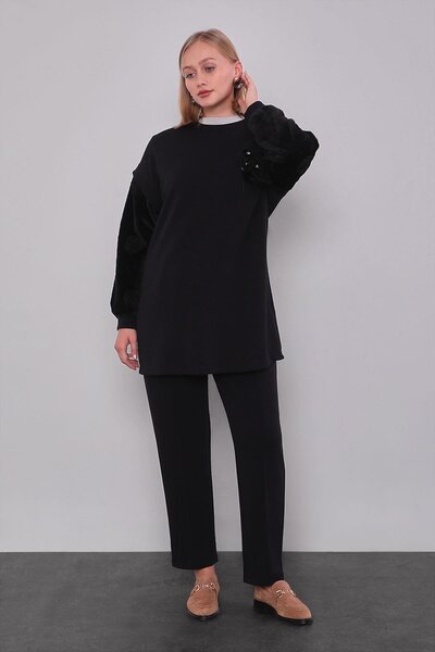 Levidor Black Fur Sleeve Detailed Double Suit