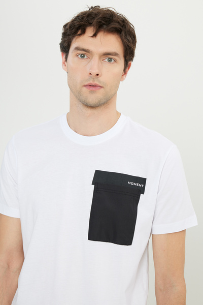 AC&Co / Altınyıldız Classics Ανδρικό λευκό μπλουζάκι oversized με φαρδιά εφαρμογή με λαιμόκοψη 100% βαμβακερό κοντομάνικο μπλουζάκι με σχέδιο