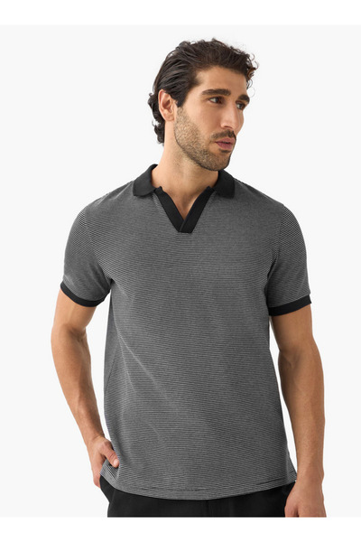 FAV Striped Polo T-shirt with Short Sleeves