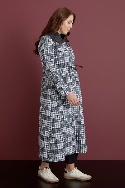 FATMA DANIŞMAN Goose Feet Patterned Trench