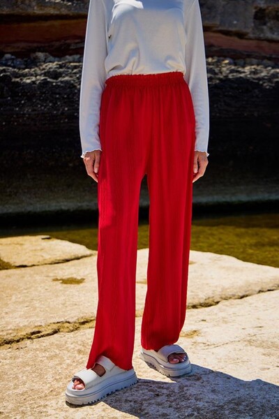 Starinci Mayo Women's Trousers Lightweight Fabric Pleated Red
