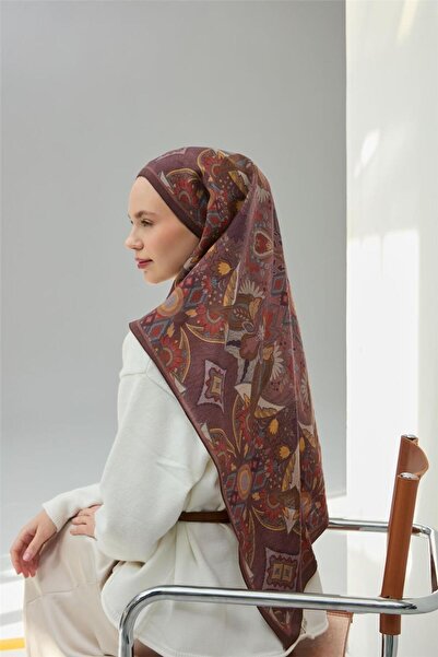 Silk Home وشاح فيسكوز فيلورا بني متعدد الألوان منقوش بتصميم أنيق 90×90