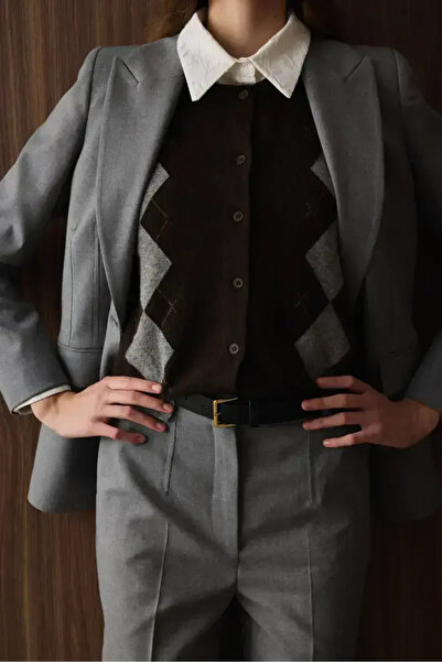 Gusto Vestă de lână tricotată cu model baklava - maro