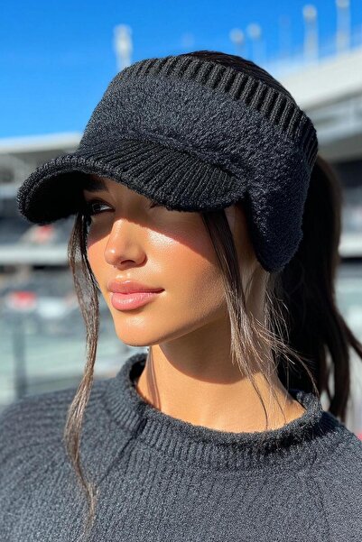 LAGRANZE Cozyshield Women's Winter Visor