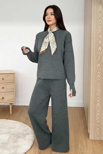NEWCO Scarf, Biscuit Collar, Wide Leg, Two-Piece Knitwear Set