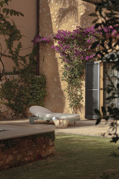 SCY Vena Modern Detaylı Şezlong Havuz Başı Daybed Konforlu Uzanma Yatak