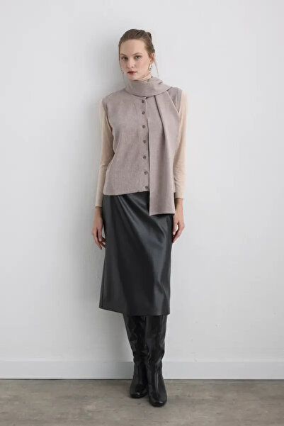 Gusto Knitted Vest with Scarf - Beige