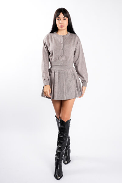 monarh Grey suit with pleated skirt