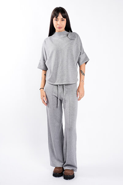 monarh Grey suit with detachable accessory