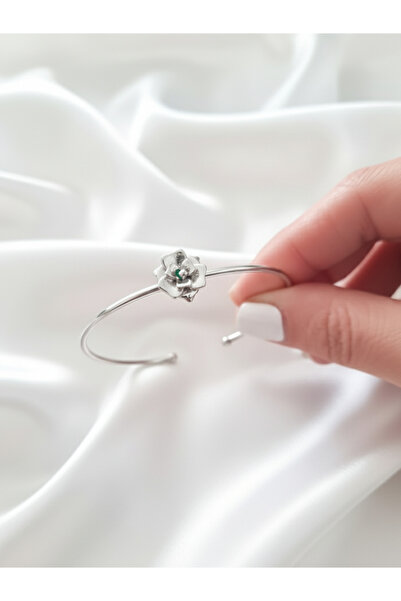 Süspüs Accessories سوار زهرة شهر الميلاد قابل للتعديل باللون الفضي (يناير)