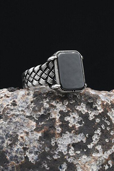 Prestige Örgü Tasarım Kare Siyah Oniks Taşlı 925 Ayar Gümüş Yüzük 902431