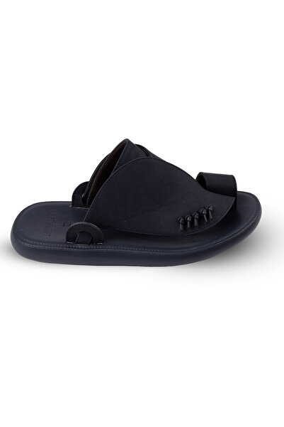 feet first Exquisite oriental sandal in embroidered leather