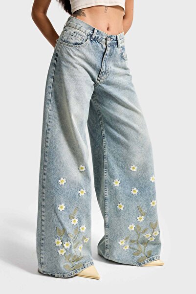 it's basic Women's T.Kot Color 4S6-67 Palazzo Fit Special Floral Embroidered Design Denim Jean