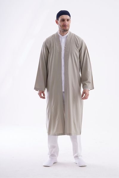 Beratnur Erkek Namaz Elbisesi – V Yaka, Düğmesiz, Önü Açık Cübbe / İmam Cübbe...