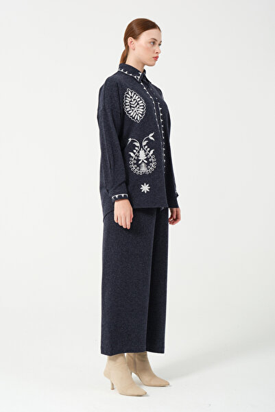 Hatun Atila Embroidered Hera Fabric Double Suit 8564 Navy Blue