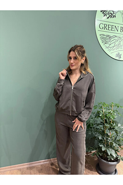 Greenboutique بدلة رياضية فاخرة من قماش المودال باللون الكاكي