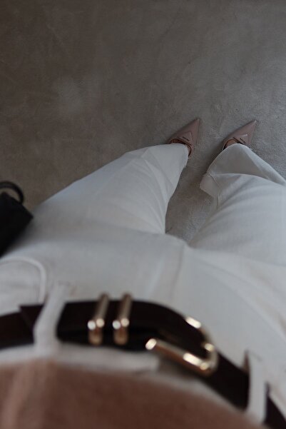 Özge Özgenç Suede Jeans with Cut-Out Legs and Belt