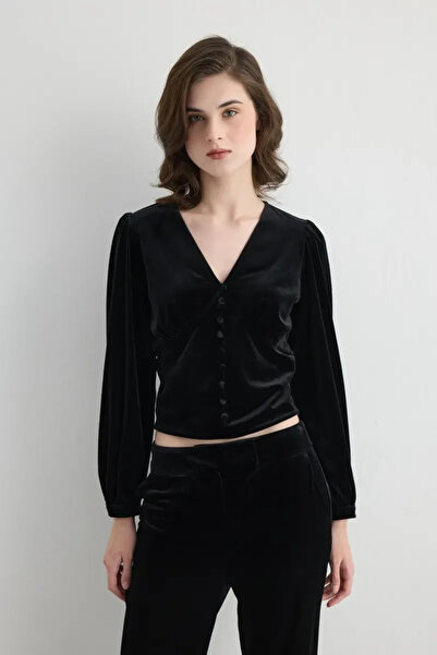 Gusto V-Neck Velvet Blouse - Black