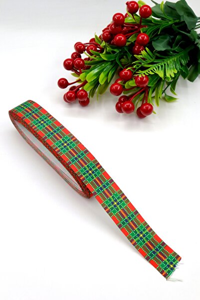 YENİCİ Panglică cu model de Anul Nou (10 metri- 2,5 cm)