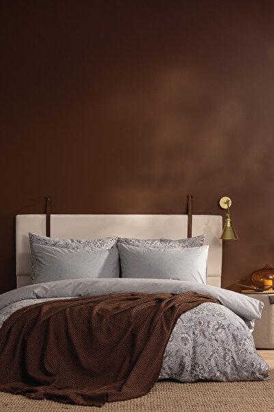 Puffy Ακρυλική κουβέρτα τηλεόρασης Resta, 140x190 cm - Καφέ