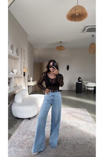 Buket Teke Black Lace Blouse