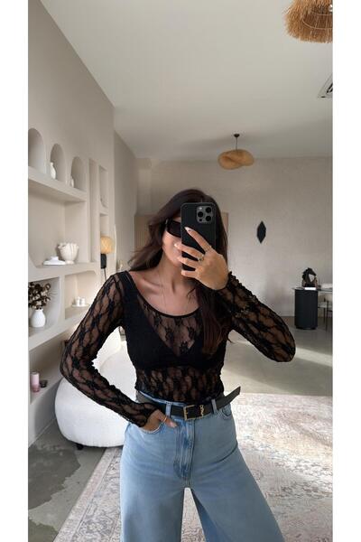 Buket Teke Black Lace Blouse