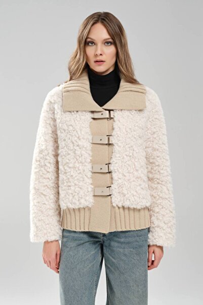 tw3 Γυναικείο πλεκτό παλτό από βελούδινο ύφασμα με κλείσιμο μπροστά και δερμά...