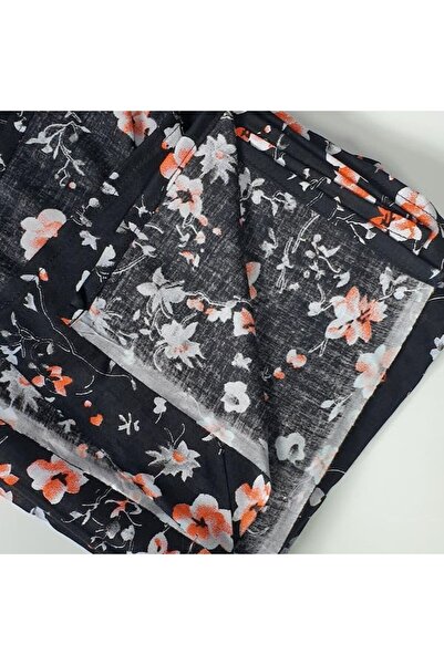 Reiashn Rose patterned prayer shawl