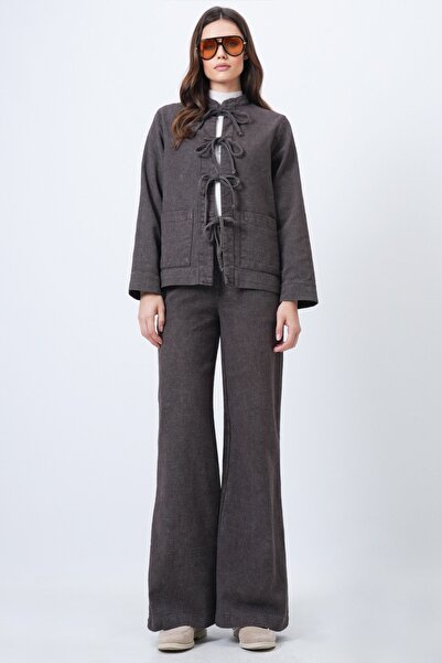 Trend Alaçatı Stili Women's brown washed tie-detail jacket and wide-leg pant set vs01688